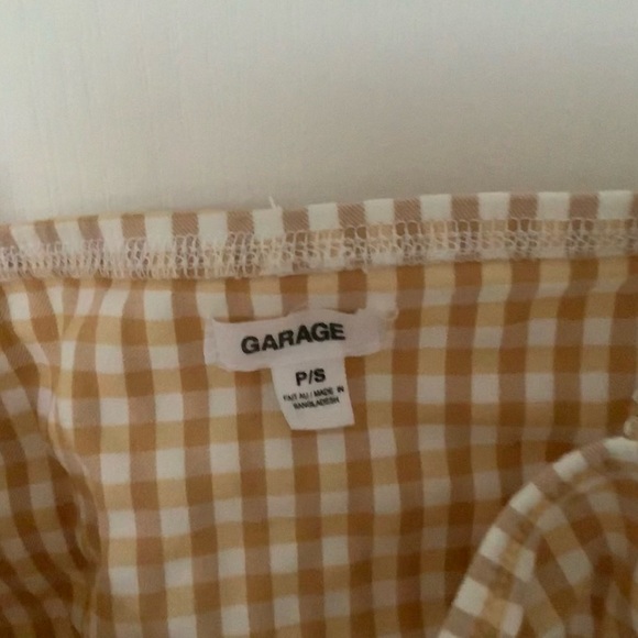 Yellow and white striped tank top - Picture 3 of 3